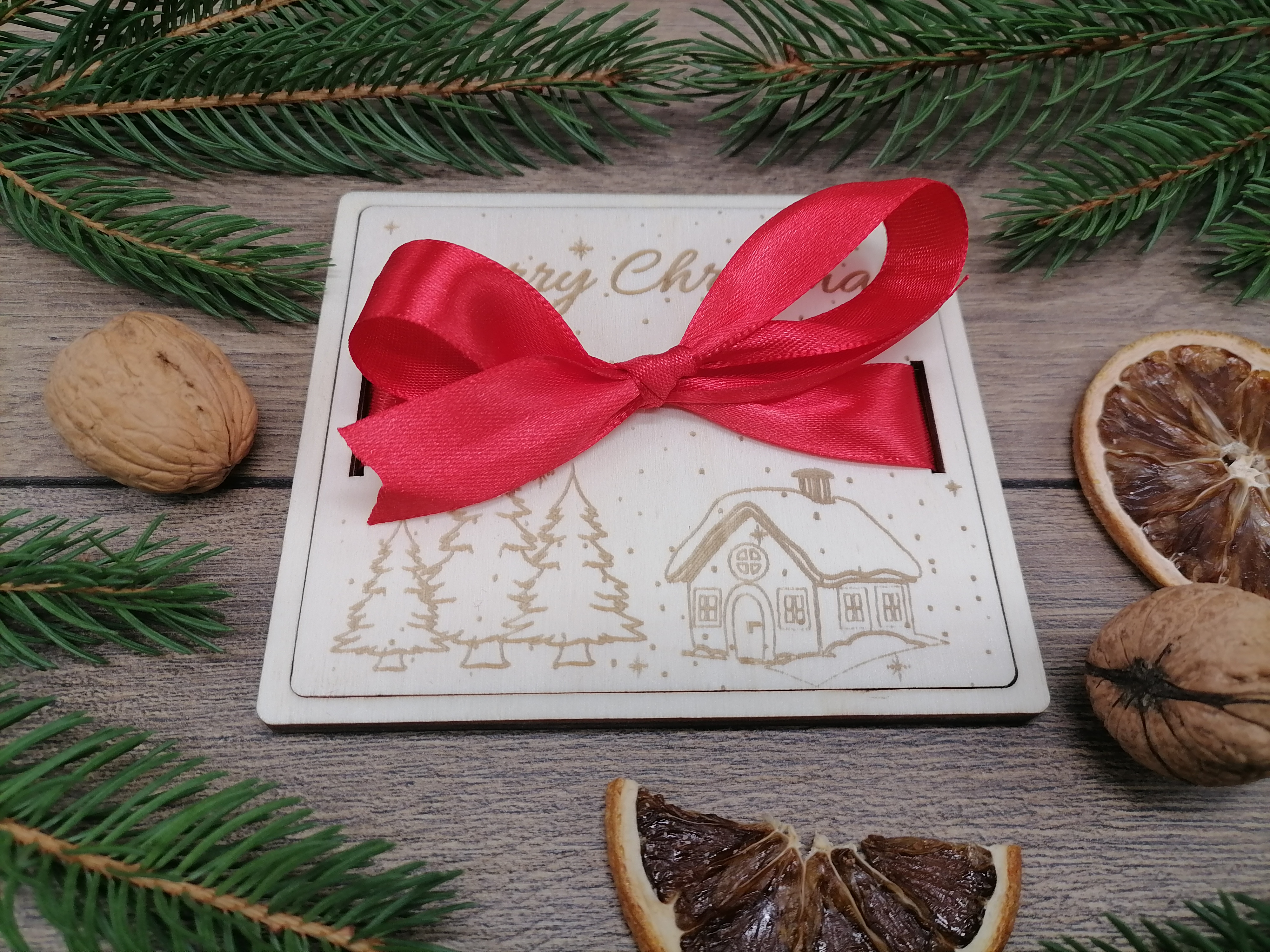 Drevená vianočná obálka merry christmas na zložené peniaze