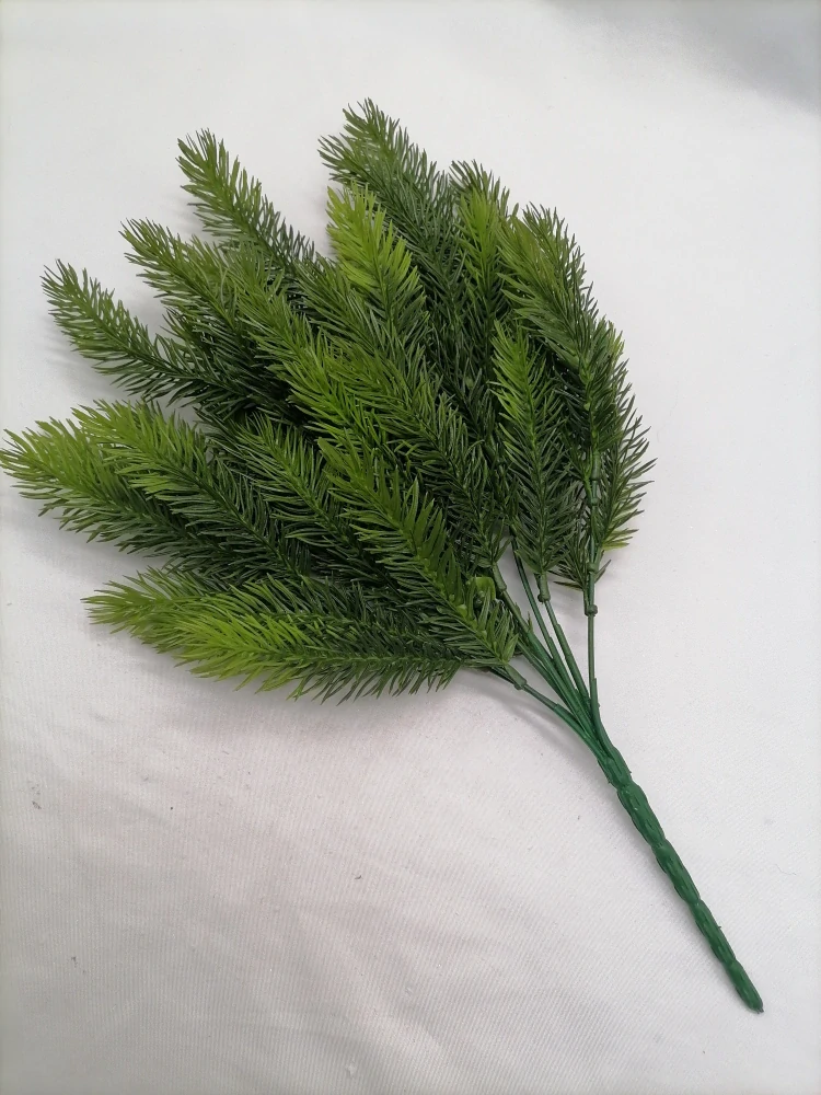 Vetvička 3D čečinka omrznutá 40cm