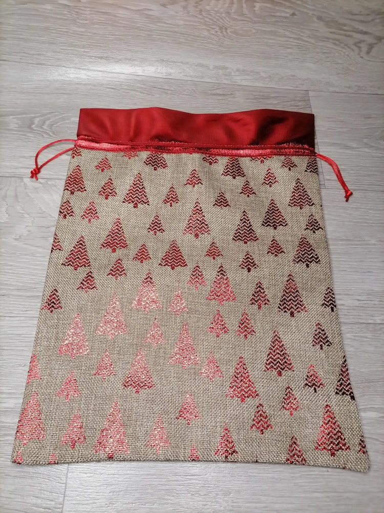 Mikulášske vrecko biele so zlatými stromčekmi 41 x 31cm