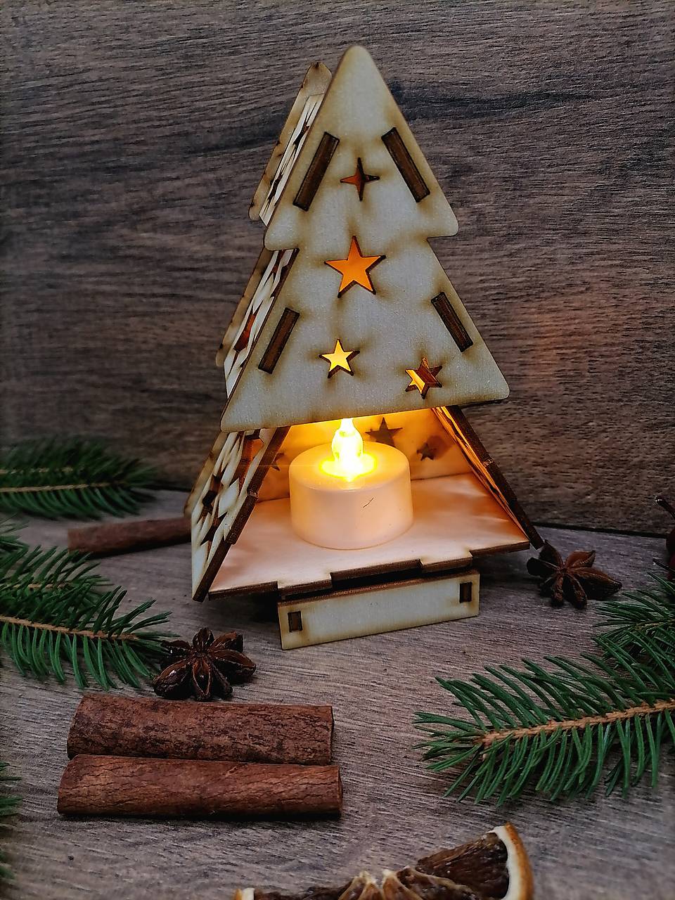 Vianočný stromček svietiaci 15cm