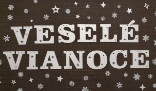 Girlanda Veselé Vianoce biela 7,5 cm výška písmena