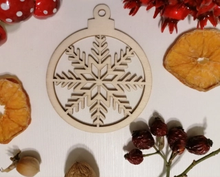 Vianočná guľa s vločkou 8 x 9,5cm